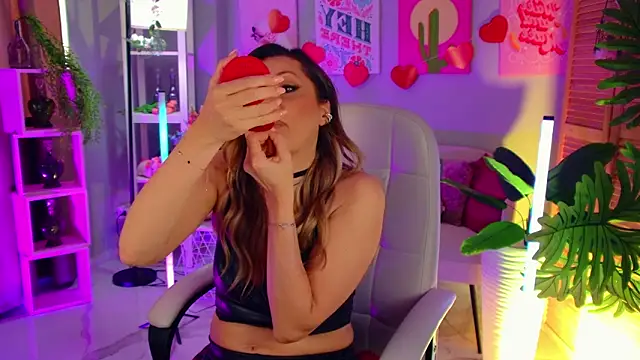 SarahAlluring online show from 03.22.26