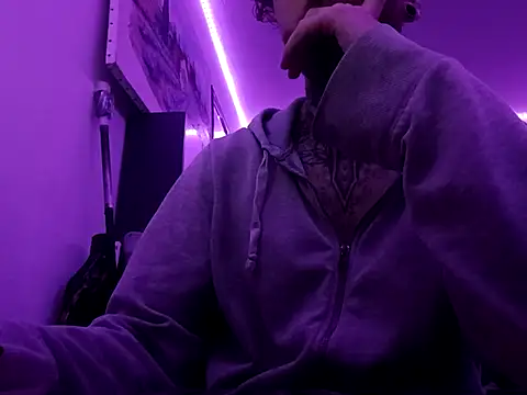 White Fox online show from 03.17.25