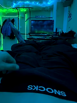 Snapshot of germanidk chatting on 10.03.25 germanidk online show from 10.03.25