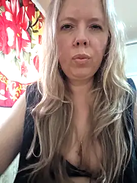 Irina3718 online show from 04.10.26