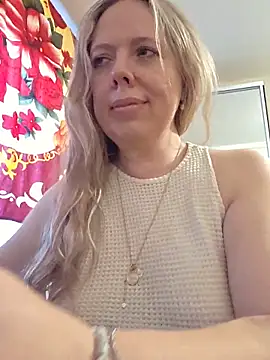 Snapshot of Irina3718 chatting on 06.11.26 Irina3718 online show from 06.11.26