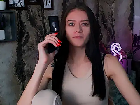 LanaTey online show from 09.28.25