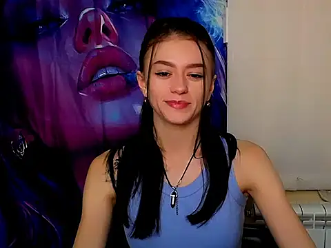 LanaTey online show from 10.04.25