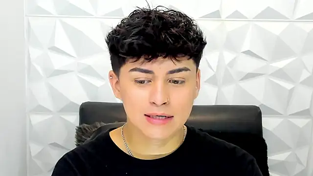 Snapshot of Sam_Daves chatting on 11.14.25 Sam Daves online show from 11.14.25