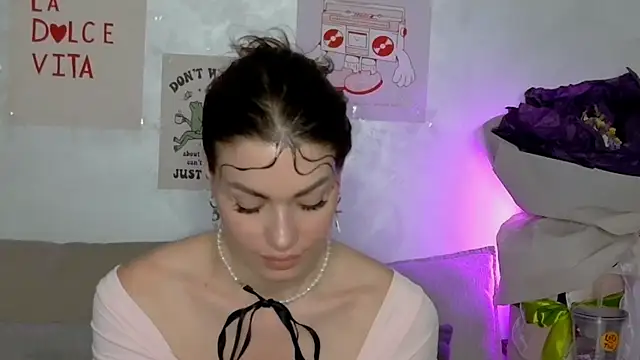 SweetDarling7 online show from 06.19.26