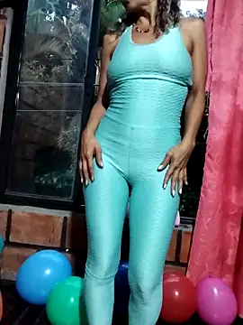 Lady Lolla11 online show from 10.11.25