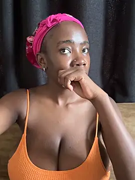 Snapshot of CutieShaz chatting on 02.17.26 CutieShaz online show from 02.17.26