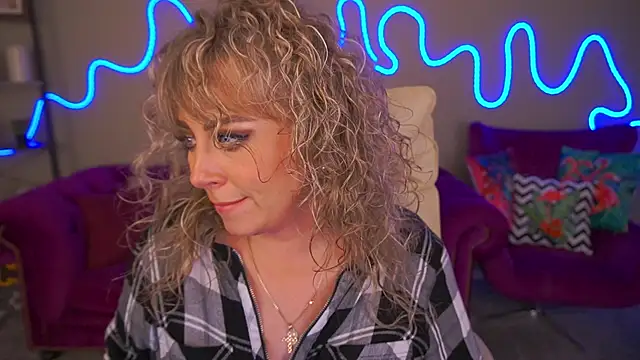 CandyLadyyy online show from 10.22.25