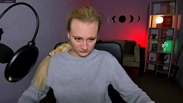 madam uliis online show from 11.29.25