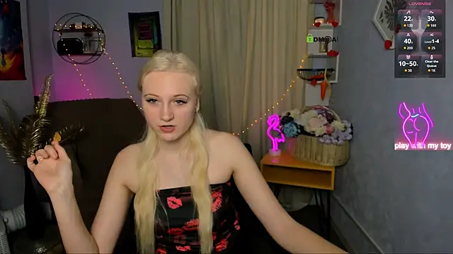 Snapshot of madam_uliis chatting on 05.27.26 madam uliis online show from 05.27.26