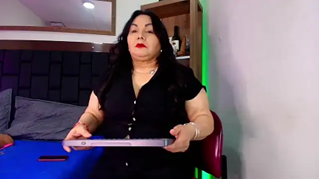 EllenaBoobs  online show from 05.13.26