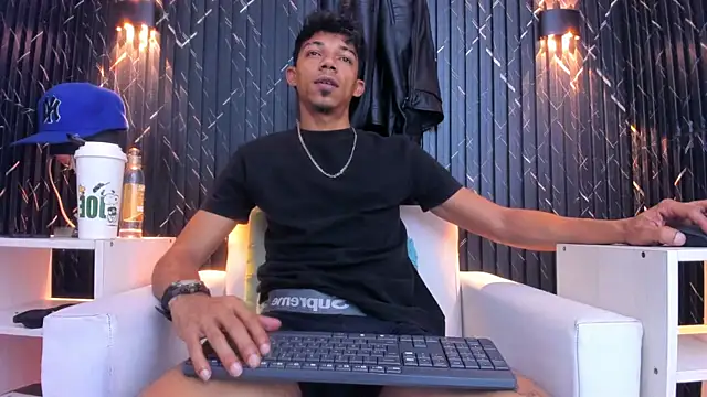 Snapshot of Gregory_Sforza chatting on 11.06.25 Gregory Sforza online show from 11.06.25