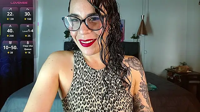 mia velvet1 online show from 10.07.25