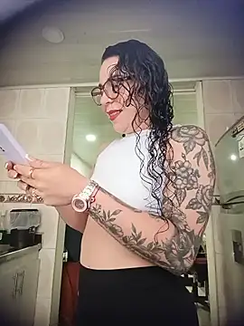 mia velvet1 online show from 06.14.26