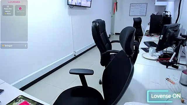 jenn cg online show from 11.08.25