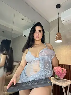 Snapshot of alisonnwalker2025 chatting on 02.05.26 alisonnwalker2025 online show from 02.05.26