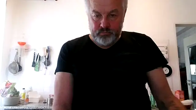 Berg Boy online show from 11.24.25