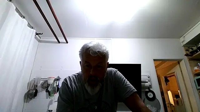 Berg Boy online show from 03.15.26