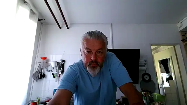 Berg Boy online show from 05.24.26