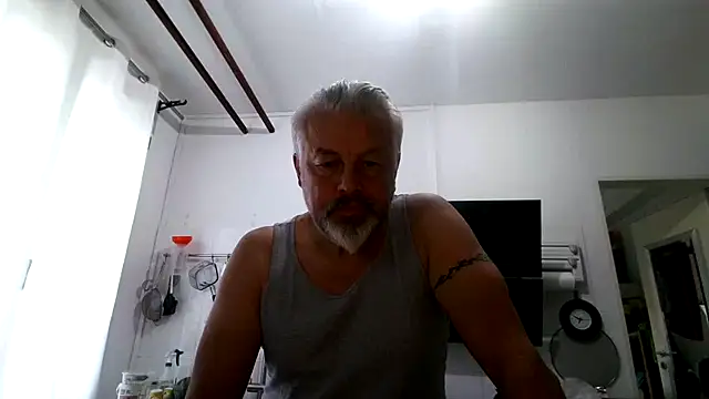 Berg Boy online show from 07.11.26