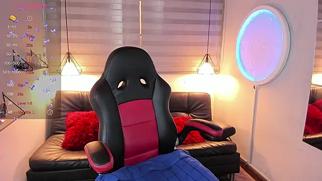 ISIS VALCHOS online show from 10.22.25