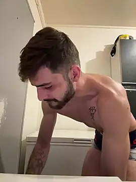 Snapshot of Hugo34bg chatting on 03.04.26 Hugo34bg online show from 03.04.26