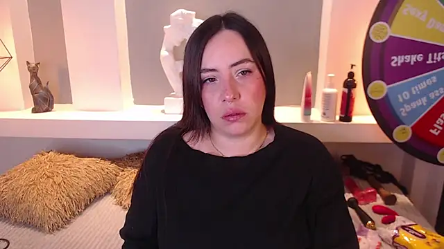 milu w4llace online show from 03.17.25