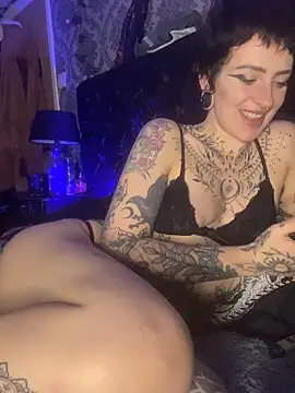 littleinkedblaise666 online show from 11.05.25