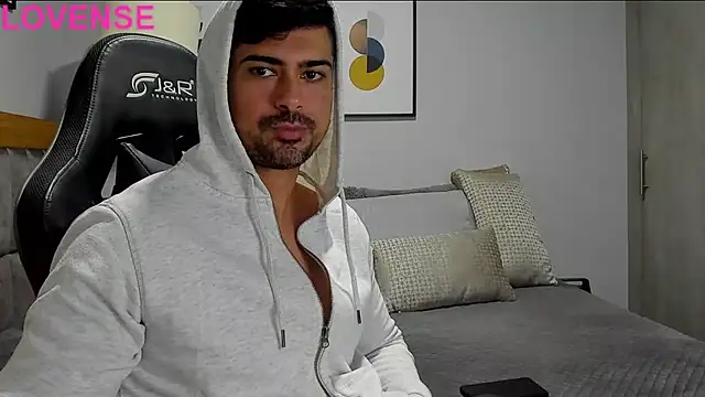 Dante Storm online show from 10.06.25