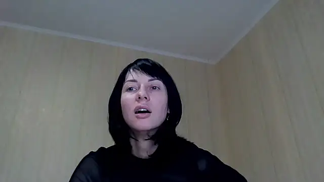 Snapshot of _Black-Panther_ chatting on 10.28.25 Black-Panther online show from 10.28.25