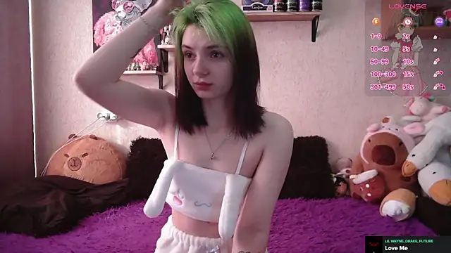 Snapshot of mavis_li chatting on 10.02.25 mavis li online show from 10.02.25