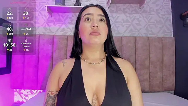 Snapshot of MelinaCruz chatting on 10.20.25 MelinaCruz online show from 10.20.25