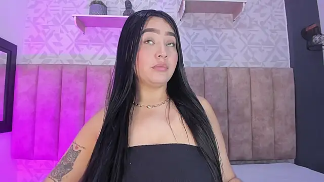 Snapshot of MelinaCruz chatting on 10.23.25 MelinaCruz online show from 10.23.25