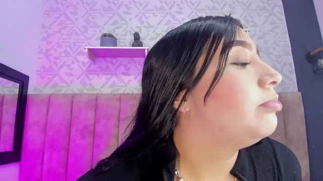 Snapshot of MelinaCruz chatting on 11.08.25 MelinaCruz online show from 11.08.25