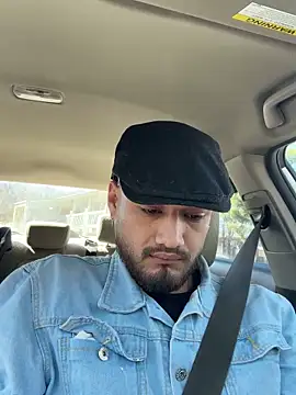 Snapshot of A-chorros chatting on 03.11.25 A-chorros online show from 03.11.25