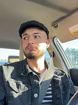 Snapshot of A-chorros chatting on 03.19.25 A-chorros online show from 03.19.25