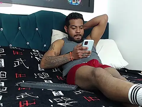 BladeFoxxx1 online show from 09.24.25