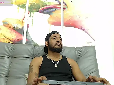 BladeFoxxx1 online show from 11.05.25