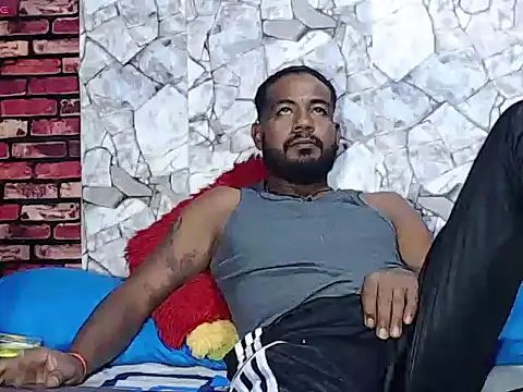 BladeFoxxx1 online show from 02.19.26