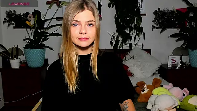 HaleyReedme online show from 11.24.25