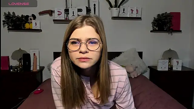 Snapshot of HaleyReedme chatting on 02.02.26 HaleyReedme online show from 02.02.26