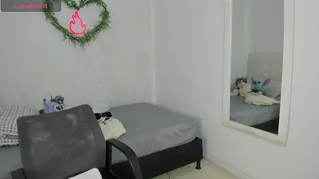 Brithanycullen online show from 04.19.26