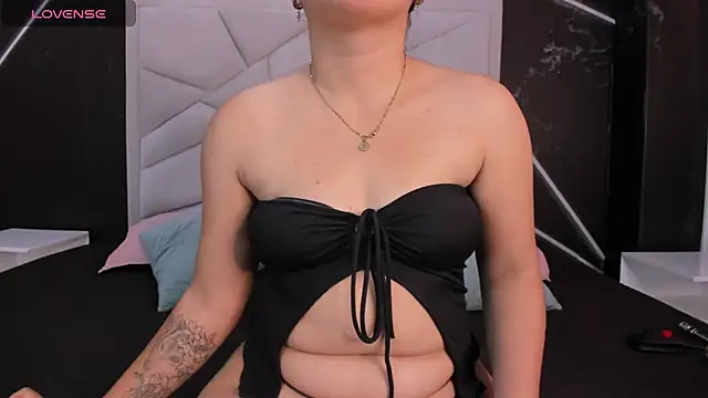 JulietSofia online show from 04.01.26