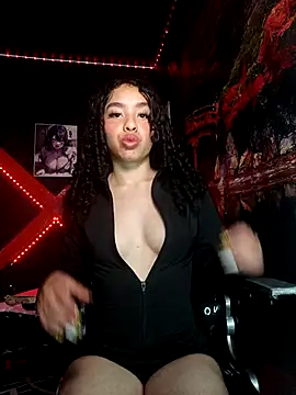 Tracy KS online show from 03.21.25