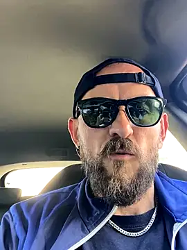 Snapshot of Rimmingtop chatting on 10.12.25 Rimmingtop online show from 10.12.25