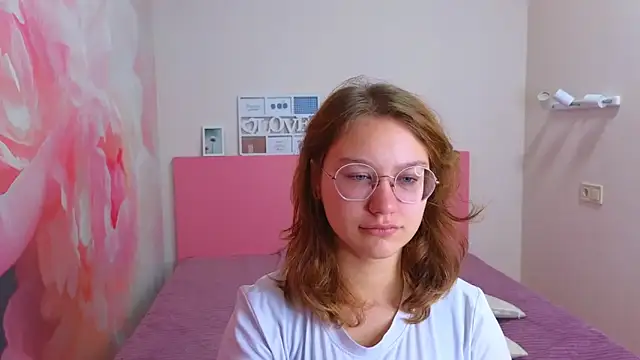 AngelinaLow online show from 11.12.25