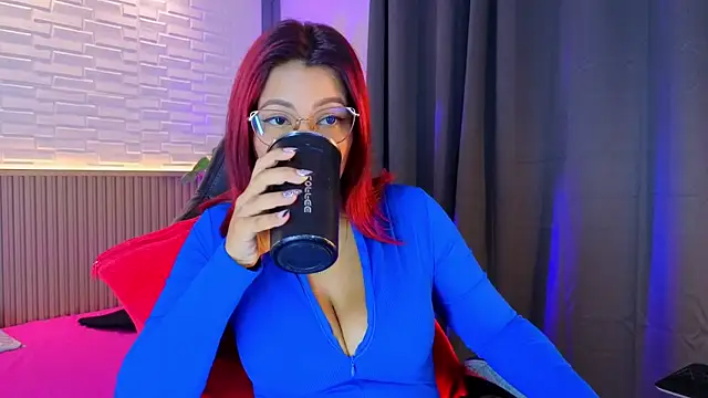 TiffanyWalk online show from 09.13.25