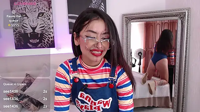 sophie-carter online show from 10.31.25