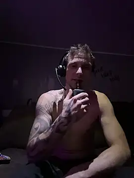 Stillhard8925 online show from 12.22.25