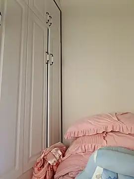 Snapshot of aa520uv chatting on 03.18.25 aa520uv online show from 03.18.25